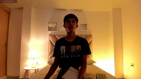 Snapshot of baby_noaht chatting on 06.01.26 baby_noaht online show from 06.01.26