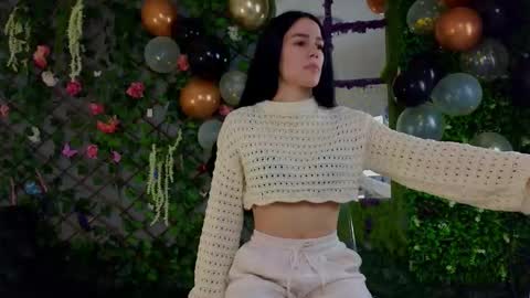 Baby Nico online show from 11.02.25