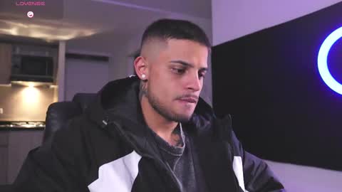 Snapshot of baby_rausch chatting on 03.11.25 baby_rausch online show from 03.11.25