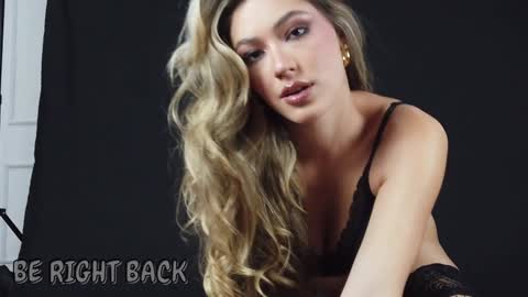 Snapshot of baby_sammyy chatting on 09.27.25 Baby Sammyy online show from 09.27.25