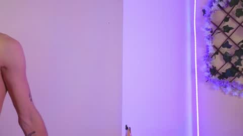 Snapshot of baby_xian chatting on 12.22.24  Dani  online show from 12.22.24