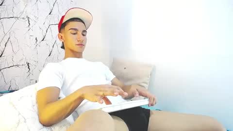 ANDY online show from 04.15.26