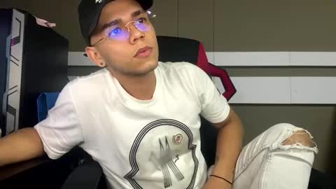 Snapshot of babycrazy24love chatting on 12.12.24 babycrazy24love online show from 12.12.24