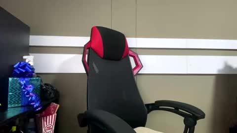 Snapshot of babycrazy24love chatting on 12.19.24 babycrazy24love online show from 12.19.24