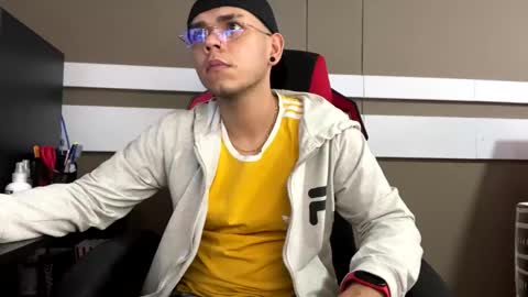 Snapshot of babycrazy24love chatting on 03.01.25 babycrazy24love online show from 03.01.25