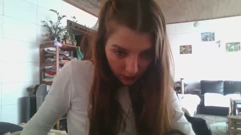 Snapshot of babydemon6 chatting on 10.19.25 babydemon6 online show from 10.19.25