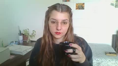 Snapshot of babydemon6 chatting on 11.10.25 babydemon6 online show from 11.10.25