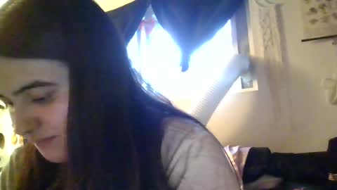 Snapshot of babydollalexiss chatting on 06.27.26 babydollalexiss online show from 06.27.26