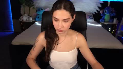 Sasha online show from 10.20.25