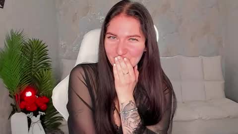 Sophia online show from 11.23.25