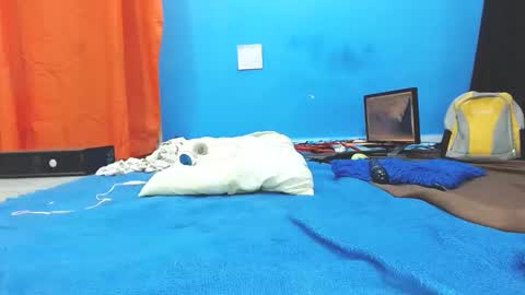 Snapshot of babyjhony chatting on 12.25.24 Jhony Naughty Skater online show from 12.25.24