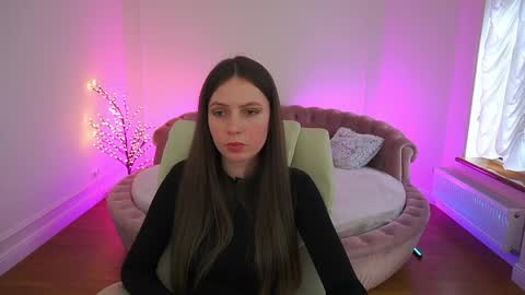 Snapshot of babylumii chatting on 04.05.26 Lady Vi online show from 04.05.26