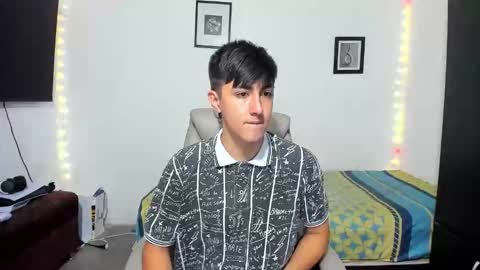 Snapshot of babymaik chatting on 10.13.25 babymaik online show from 10.13.25