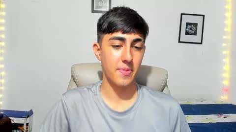 Snapshot of babymaik chatting on 11.16.25 babymaik online show from 11.16.25