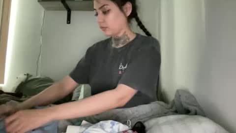 Snapshot of babymarie333 chatting on 05.18.26 babymarie333 online show from 05.18.26