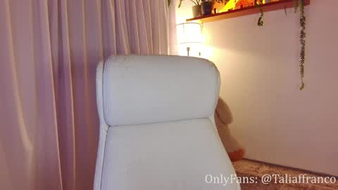 Snapshot of babyprincesstalia chatting on 05.20.26 Talia online show from 05.20.26
