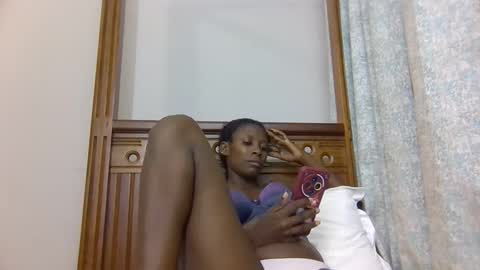 babytylerr online show from 11.04.25