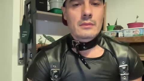 Snapshot of bach77 chatting on 12.16.24 bach online show from 12.16.24