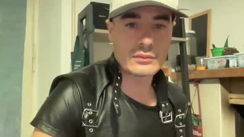 Snapshot of bach77 chatting on 12.16.24 bach online show from 12.16.24