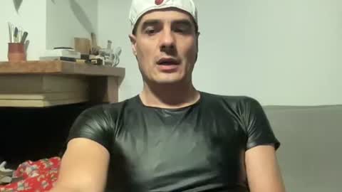 Snapshot of bach77 chatting on 01.02.25 bach online show from 01.02.25