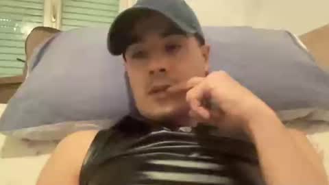 Snapshot of bach77 chatting on 03.10.25 bach online show from 03.10.25