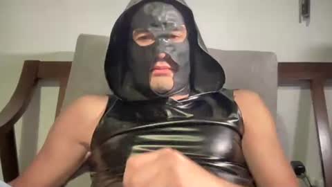 Snapshot of bach77 chatting on 10.03.25 bach online show from 10.03.25