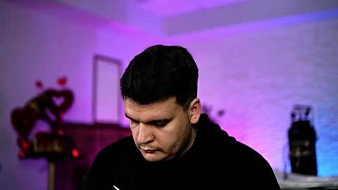 Snapshot of backstreamboys24 chatting on 02.22.26 Tony online show from 02.22.26