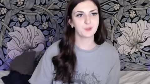 Ava online show from 10.03.25