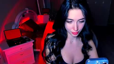 Snapshot of bad_desire chatting on 12.14.24 Miss Desire...do you remember online show from 12.14.24