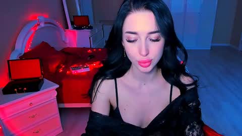 Snapshot of bad_desire chatting on 12.19.24 Miss Desire...do you remember online show from 12.19.24