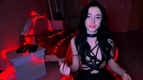 Snapshot of bad_desire chatting on 01.12.25 Miss Desire...do you remember online show from 01.12.25