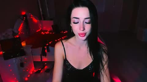 Snapshot of bad_desire chatting on 09.12.25 Miss Desire...do you remember online show from 09.12.25