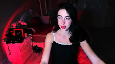 Snapshot of bad_desire chatting on 11.13.25 Miss Desire...do you remember online show from 11.13.25