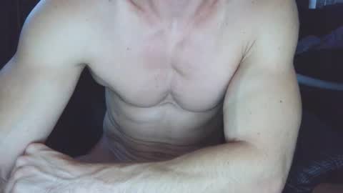 Snapshot of badboy951337 chatting on 10.01.25 Badboy95 online show from 10.01.25