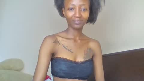 baddie_bunnie online show from 12.22.25