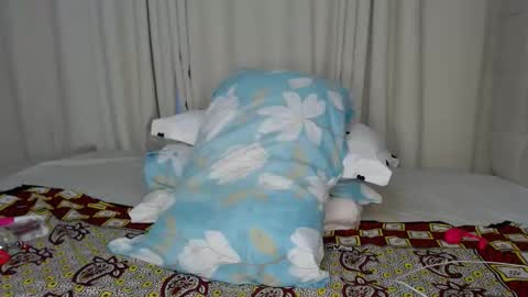 baddie_caramell online show from 09.24.25