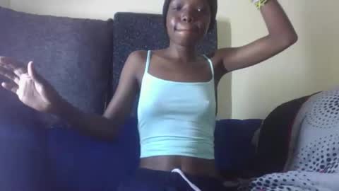 Snapshot of baddie_floxxy chatting on 02.28.26 baddie_floxxy online show from 02.28.26