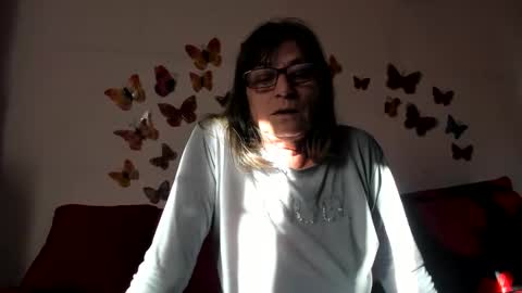 Snapshot of badgg chatting on 12.15.24 Gina online show from 12.15.24