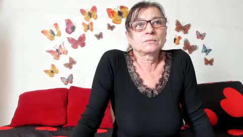 Snapshot of badgg chatting on 02.20.25 Gina online show from 02.20.25