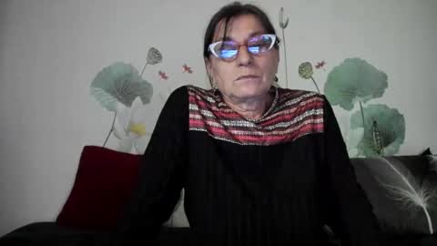 Snapshot of badgg chatting on 10.07.25 Gina online show from 10.07.25