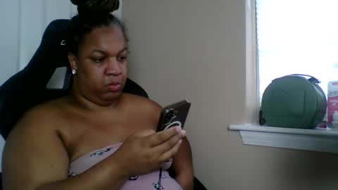 Snapshot of badgirl__brittany chatting on 12.18.25 Badgirlbritt your favorite girl online show from 12.18.25