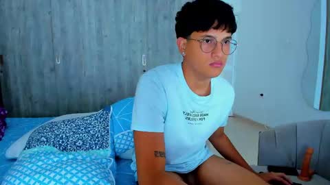 Snapshot of badgyal_ chatting on 03.06.25 Beck and Rick online show from 03.06.25