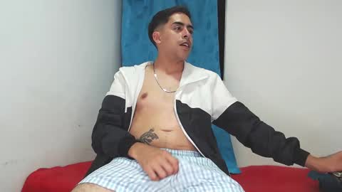 Snapshot of badjuanhot chatting on 01.17.25 Juan Help us reach 100 likes online show from 01.17.25