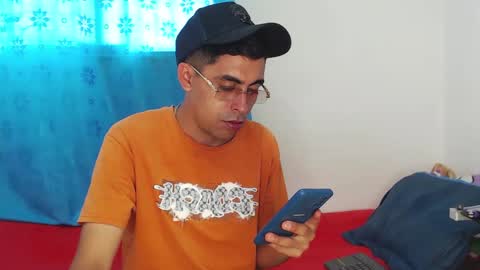 Snapshot of badjuanhot chatting on 02.21.25 Juan Help us reach 100 likes online show from 02.21.25