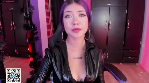        Please help me to reach 100 thumbs up online show from 01.09.26