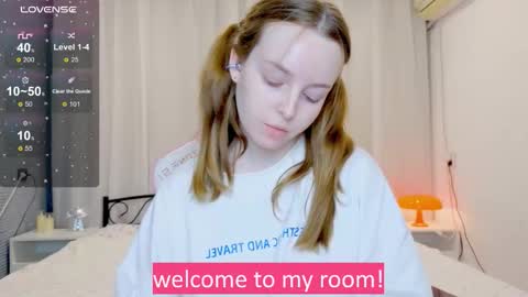 Snapshot of bae_cake__ chatting on 10.05.25 Alice online show from 10.05.25