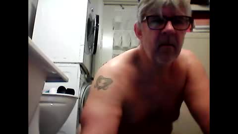 baggelina75 online show from 01.30.25