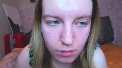 holly online show from 02.03.26