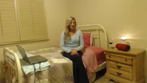 Snapshot of baingram1 chatting on 01.16.25 Happy Girl online show from 01.16.25