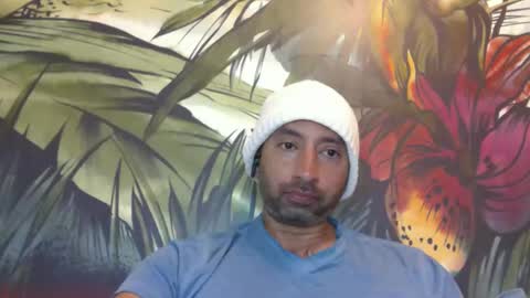 Snapshot of bakkis chatting on 10.04.25 bakkis online show from 10.04.25